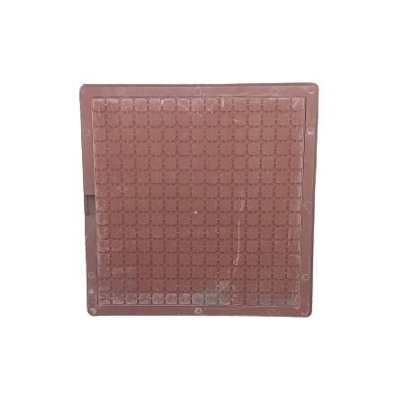 Люк полим/песчан. КВАДРАТ угол 90 легк. КРАСНЫЙ 3т 585*585(крышка) 680*680(обечайка)